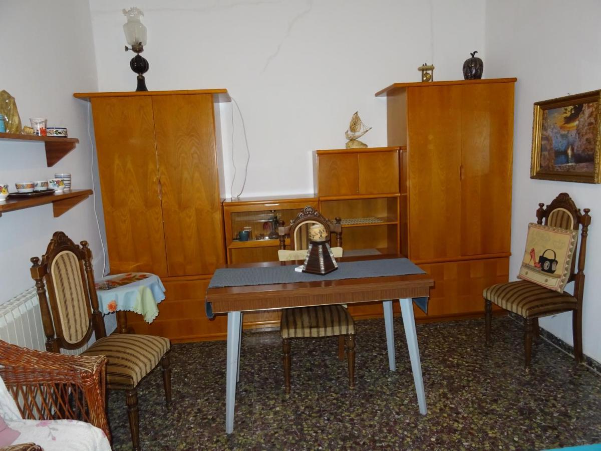 Andreas Studio With Private Parcking Apartment Triovasálos Екстериор снимка
